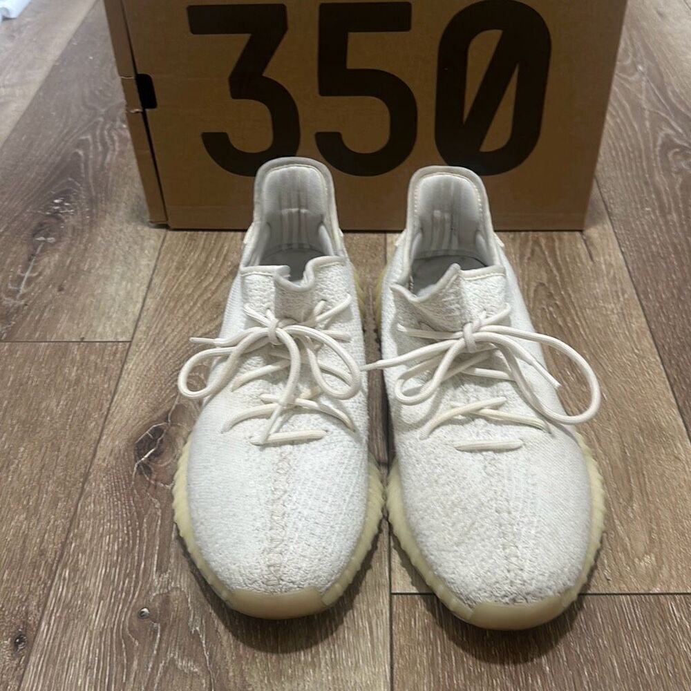Adidas Mens White Cream Yeezy Boost 350 V2 Athletic Sneaker Shoes‎ Size 11.5